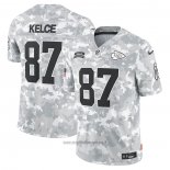 Maglia NFL Limited Kansas City Chiefs Travis Kelce 2024 Salute To Service Grigio