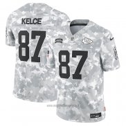 Maglia NFL Limited Kansas City Chiefs Travis Kelce 2024 Salute To Service Grigio